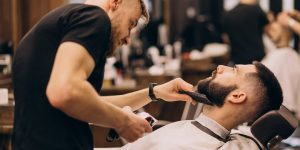 ¿Cuáles son los requisitos para abrir una barbería en España?