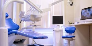 ¿Cuáles son los requisitos para abrir una clínica dental en España?