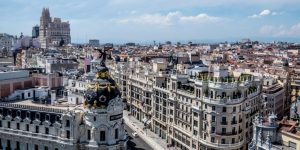Mudanzas de oficinas en Madrid: consejos para no perjudicar el rendimiento